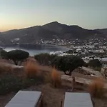 Heliopetra Punta * Chora