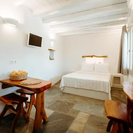 Heliopetra Punta * Chora (Ios)